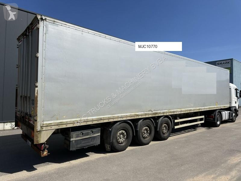 Semitrailer Renders 3 AXLES MB - CLOSED BOX -...