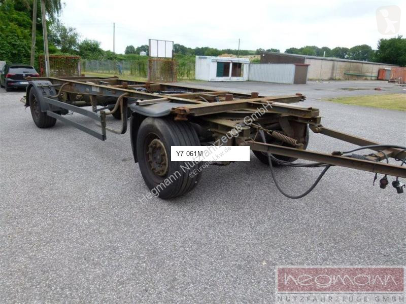 مقطورة Schmitz Cargobull AWF 18 Midi