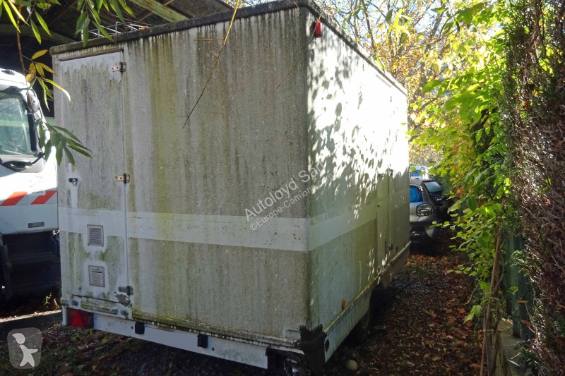 Stavebný stroj  FEMIL ROULOTTE CABANE DE CHANTIER
