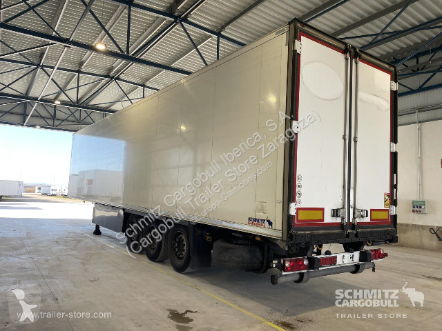 مقطورة Schmitz Cargobull Trailer Reefer Standard