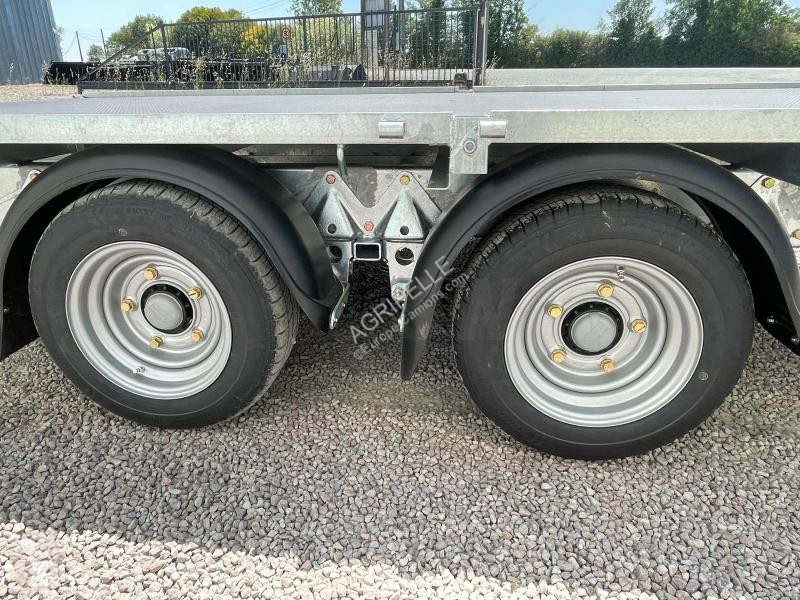 مقطورة Ifor Williams  LM125