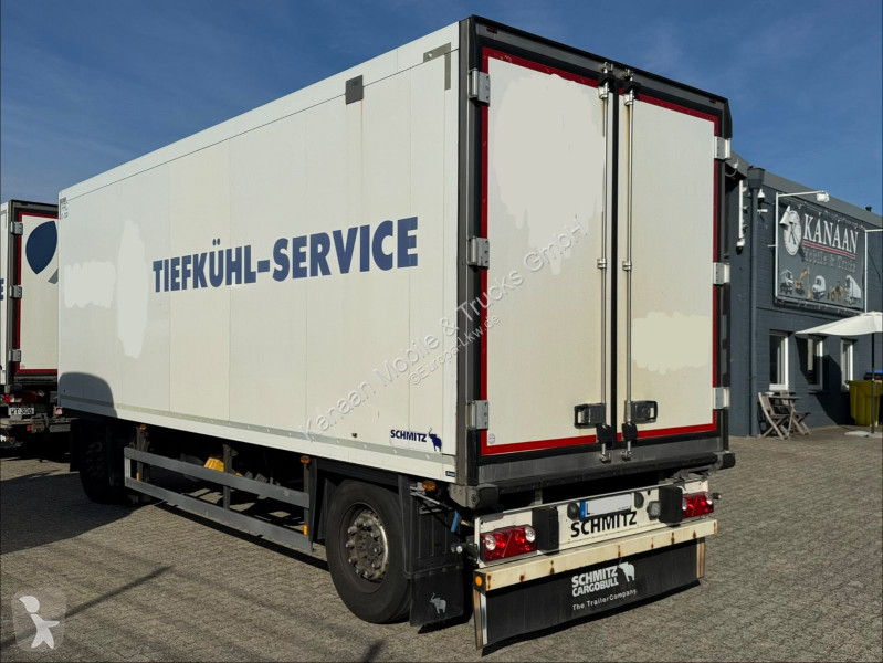 Schmitz Cargobull 18/7.4 FP  60 Cool Thermoking...