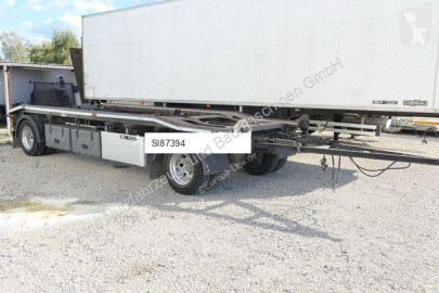 Remorque porte containers HKM
