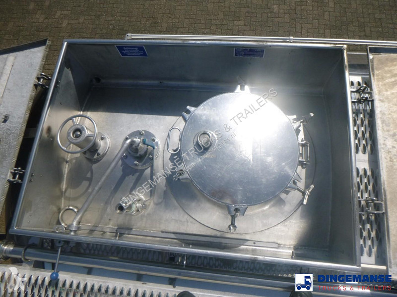 مقطورة Feldbinder Food tank inox 39 m3 / 3 comp