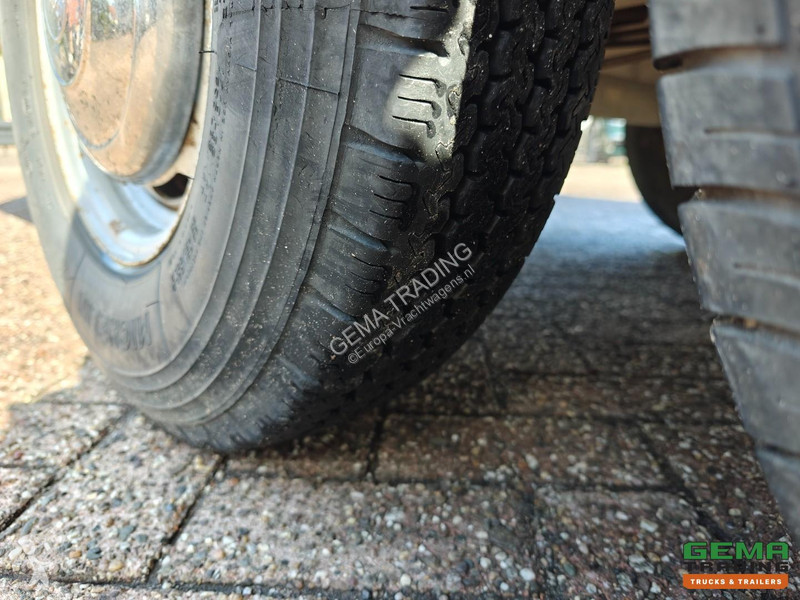 Прицеп Saris P2000 2-Axle Trailer - Curtain Box...