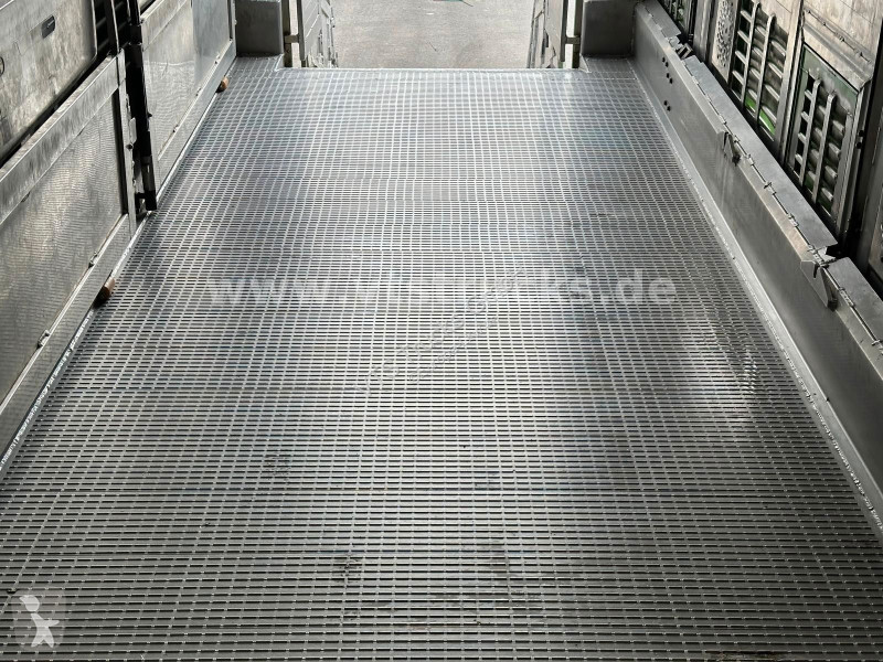 Прицеп  3.Stock & Aggregat/Hubdach/BPW/54m²