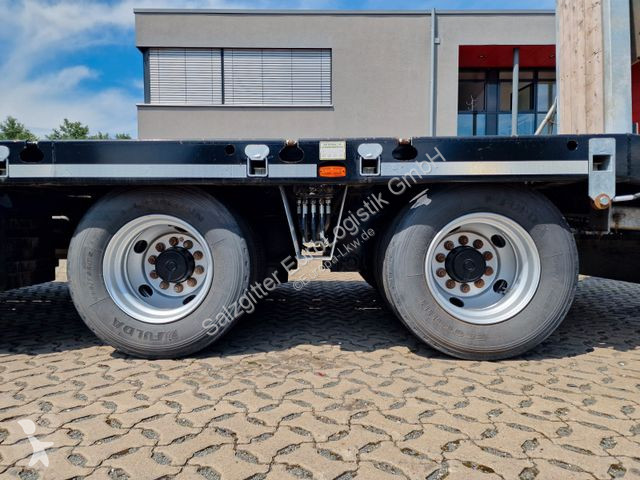 Släp Fliegl DTS 300 / Rampen