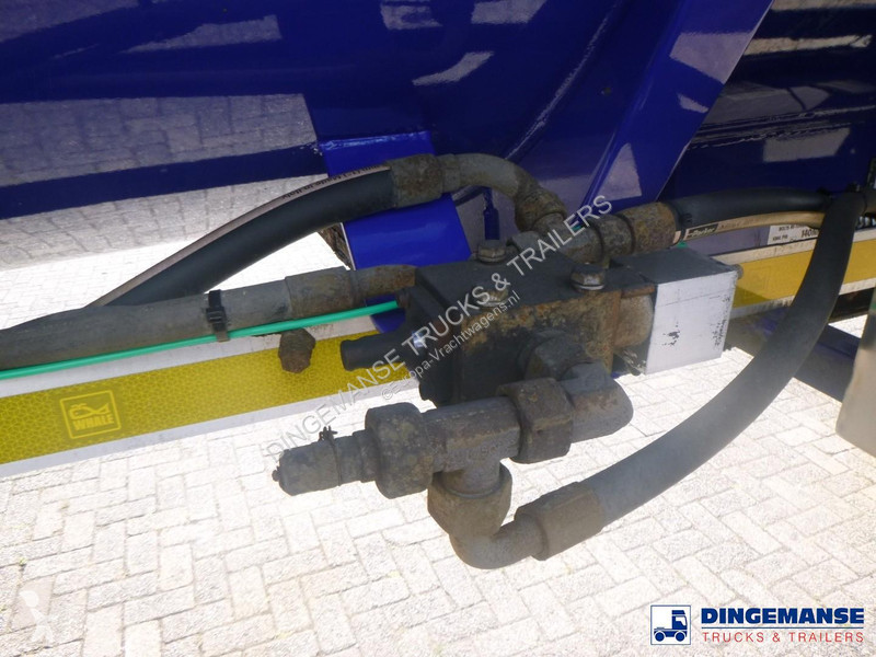 مقطورة  Vacuum tank inox 29.5 m3 / 1 comp