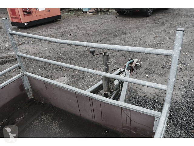 Saris SA2000A trailer