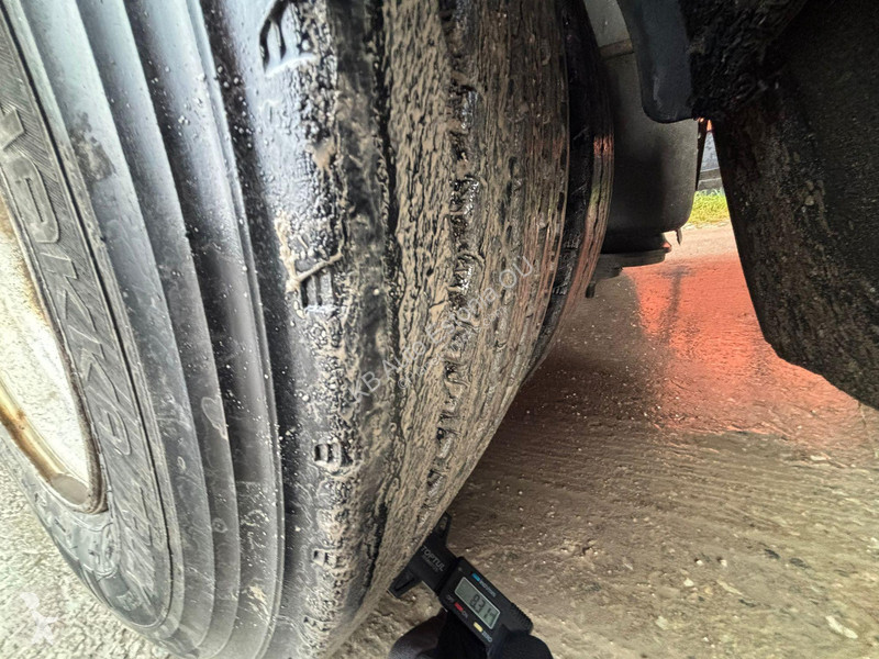 مقطورة  WH4-38-125CFM SAF AXLES
