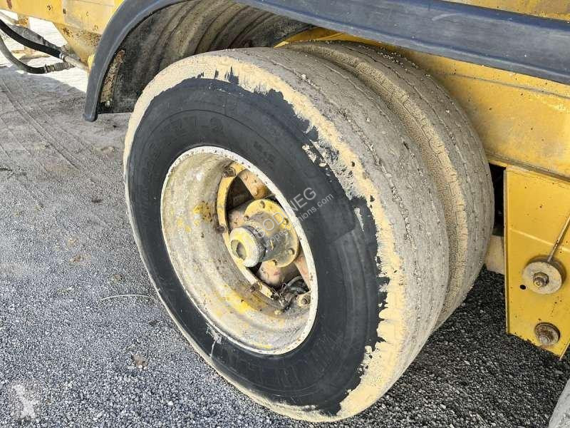 Semirimorchio Fruehauf  A CHAUX 2 ESSIEUX