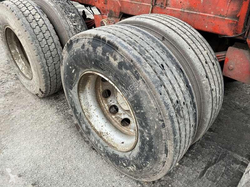 نصف مقطورة Billaud  GRUMIERE 3 ESSIEUX