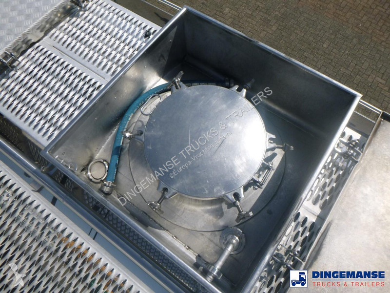 مقطورة Feldbinder Food tank inox 39 m3 / 3 comp