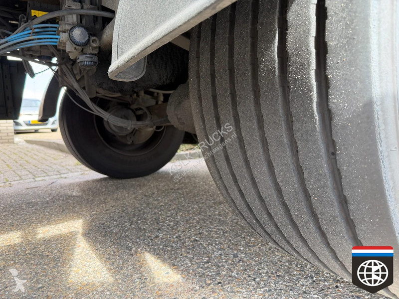 مقطورة  713-420 THERMO KING SLX 300 - TAIL LIFT...