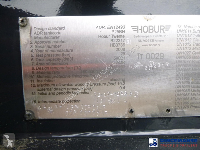 مقطورة  Gas tank steel 60 m3 / 1 comp + pump