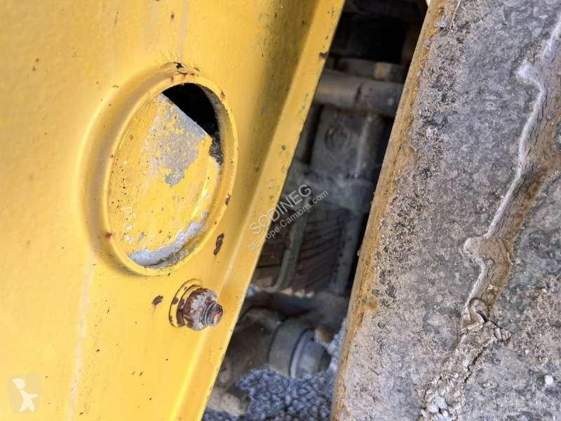 Semirimorchio Fruehauf  A CHAUX 2 ESSIEUX
