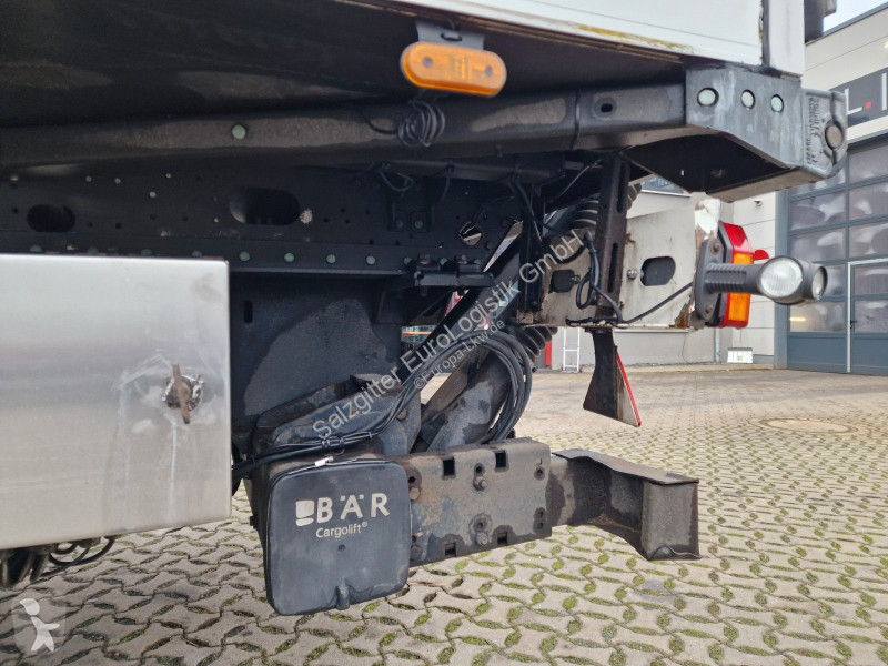 مقطورة Schmitz Cargobull 18 / Ladebordwand