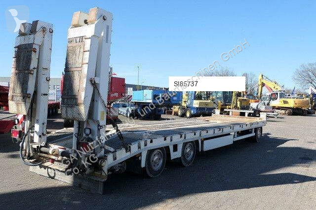 مقطورة  AT-P300/durchgehendes Bett, 9,4 m. lang