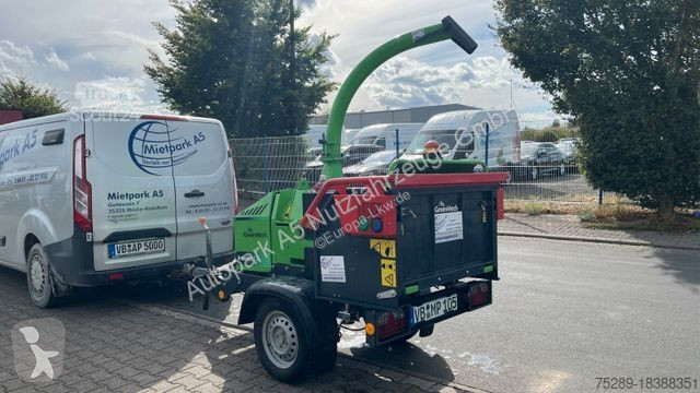 Reboque  Arborist 130 Häcksler Holz
