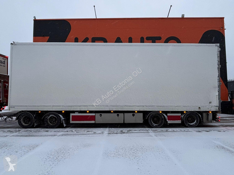 مقطورة  V-4-40 SAF AXLES