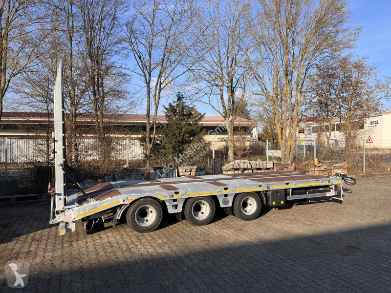 مقطورة Möslein TT 34 Zugrohr Gerade  34 t GG...