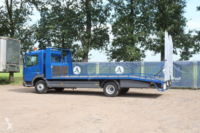 Причіп Mercedes 970.02