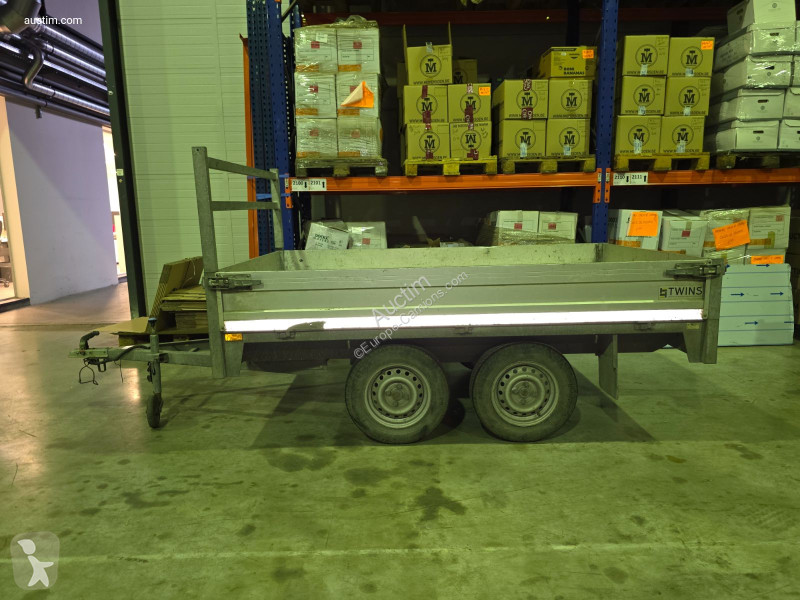 Pótkocsi  d750