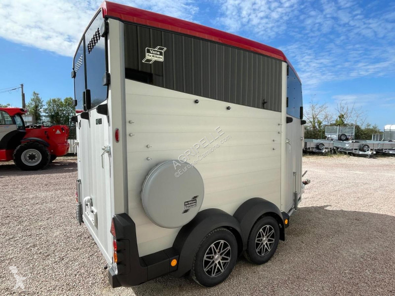Remolque Ifor Williams  HBX511