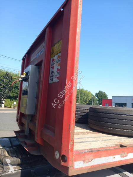 Fruehauf  semi-trailer