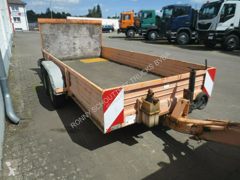 Reboque TTS-3,5 mit Auffahrrampe TTS-3,5 mit...