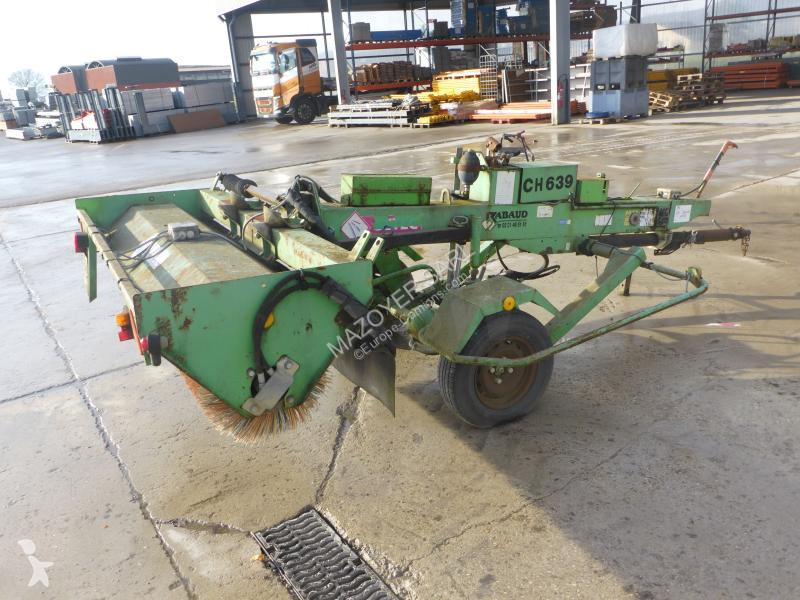 Attrezzature automezzi pesanti   200B