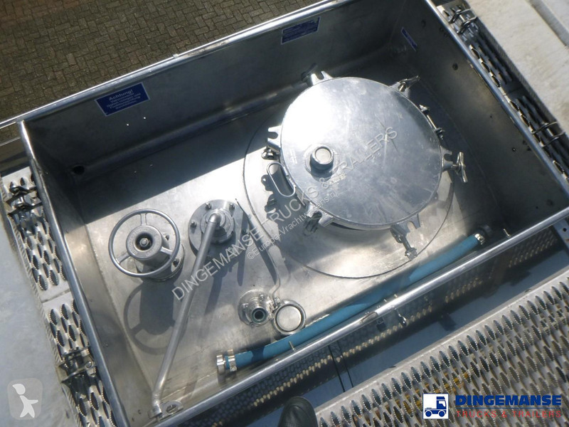 مقطورة Feldbinder Food tank inox 39 m3 / 3 comp