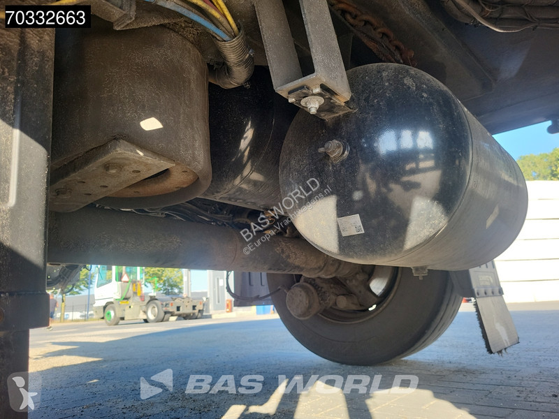 Прицеп Schmitz Cargobull SCB*D2 2 axles Tail gate