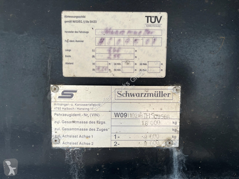 مقطورة Schwarzmüller...