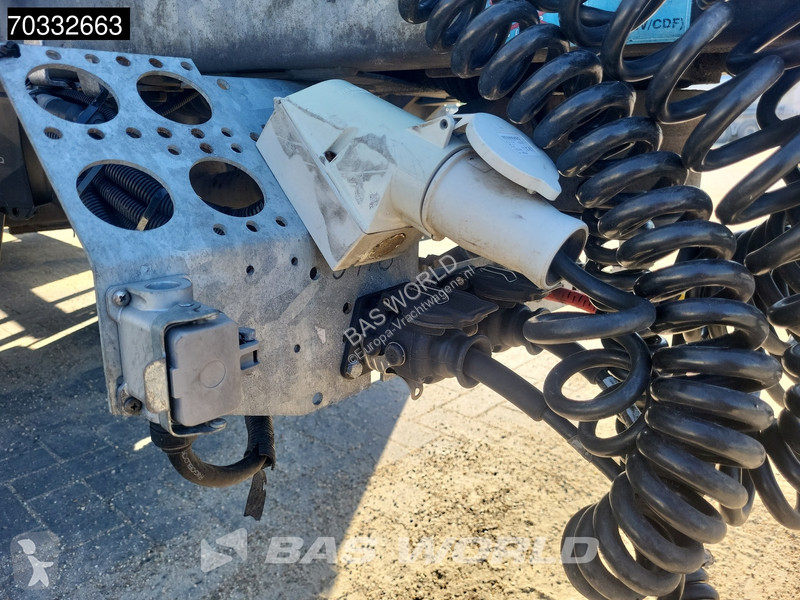 Прицеп Schmitz Cargobull SCB*D2 2 axles Tail gate
