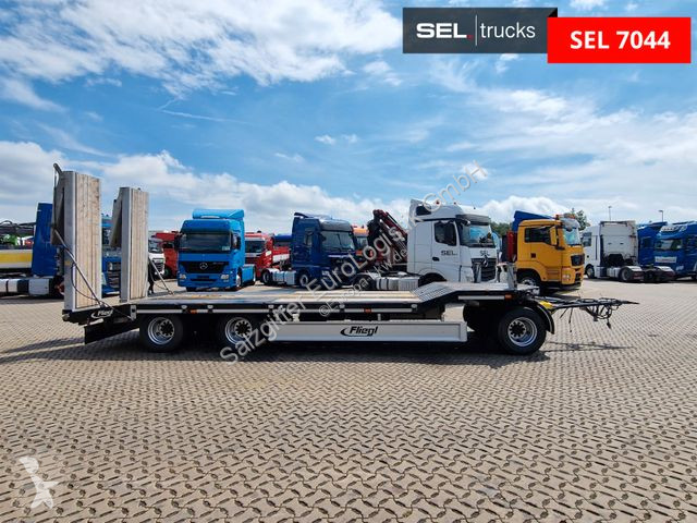 Släp Fliegl DTS 300 / Rampen