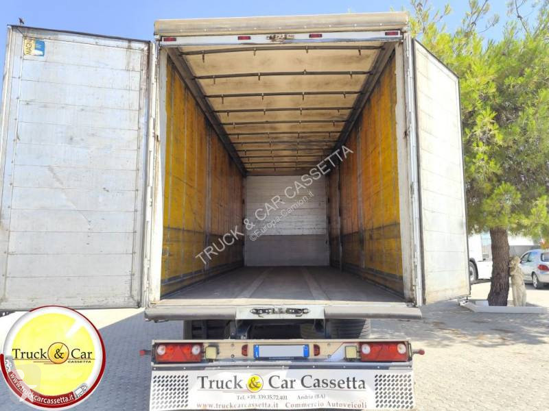 مقطورة Carlux