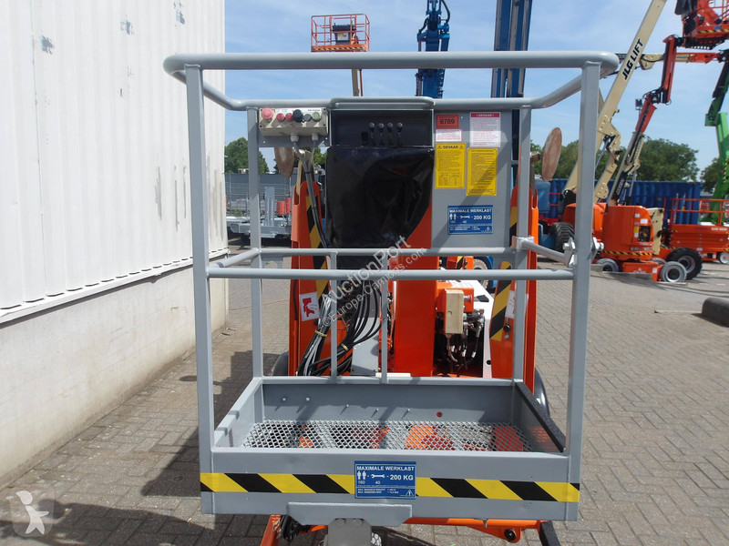 مقطورة Niftylift 120TAC