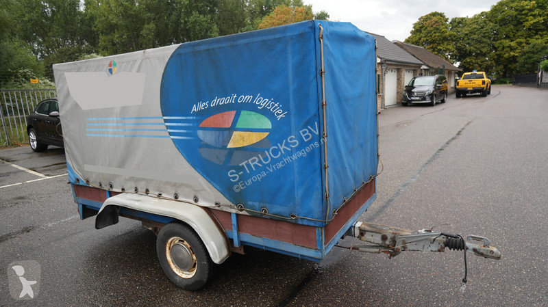 Прицеп  Taurpalin trailer broken axle!