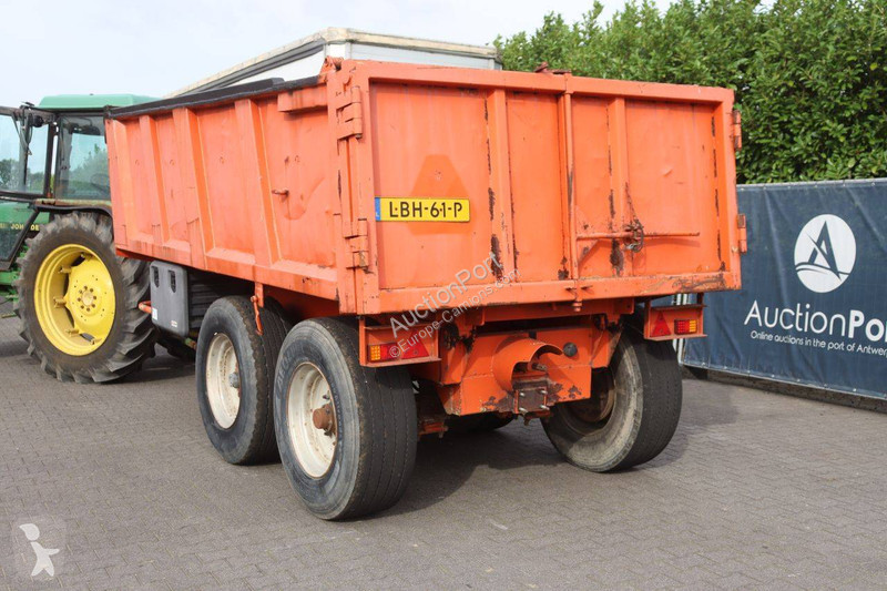 Pótkocsi Joskin 8000N