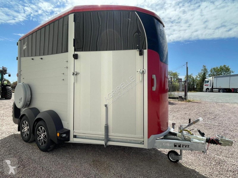Remolque Ifor Williams  HBX511