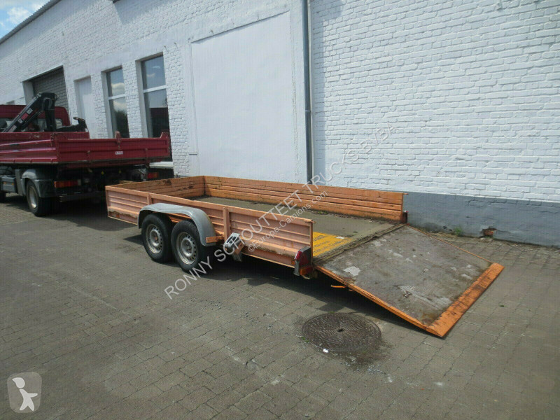 Reboque  TTS-3,5 mit Auffahrrampe TTS-3,5 mit...