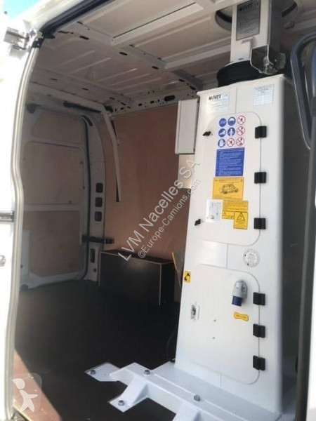 Véhicule utilitaire Renault - TLF 12,6
