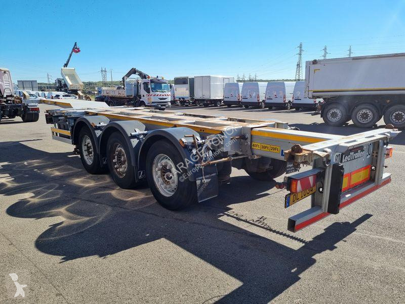 Semitrailer Lecitrailer  PORTE CONTAINERS 2017