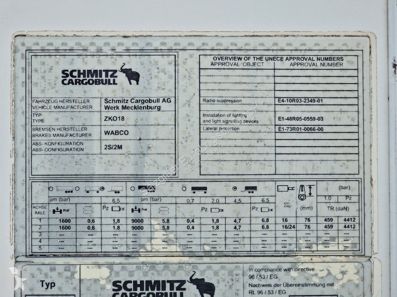 مقطورة Schmitz Cargobull 18 / Ladebordwand