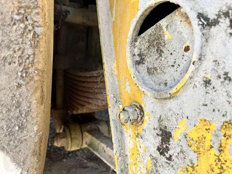 Semirimorchio Fruehauf  A CHAUX 2 ESSIEUX