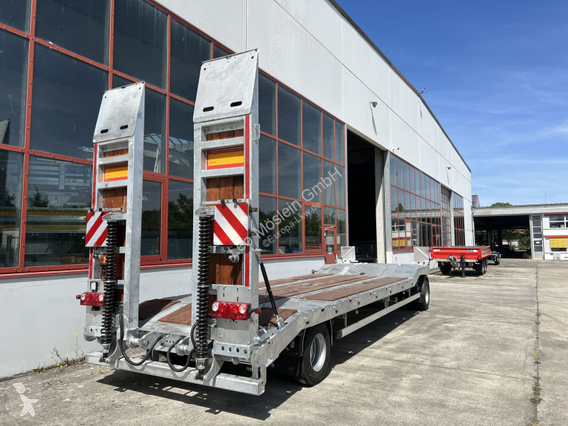 Remorca  T 2 Schwebheim  Neuer 2 Achs...
