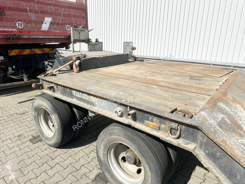 مقطورة  T 40 T 40, Verbr. auf 3m, hydr. Rampen