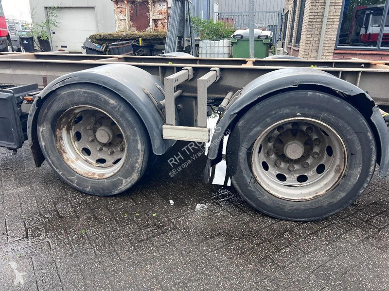 مقطورة Sommer 2 AXLE - BPW - BDF CHASSIS