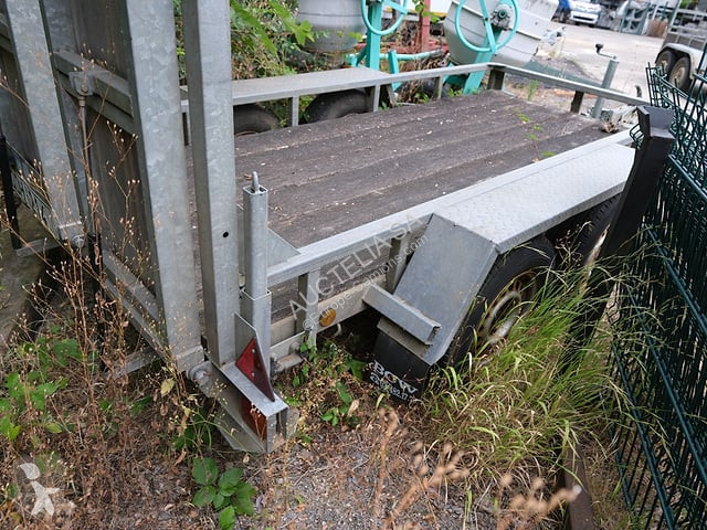 Véhicule utilitaire BCW V4 13 27